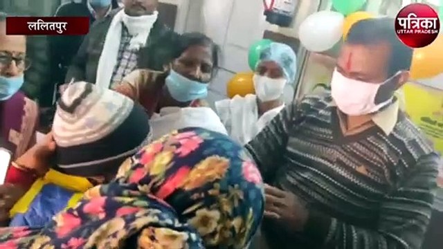जिलाधिकारी ने नन्हें मुन्नों को पोलियो ड्राप पिलाकर की पल्स पोलियो अभियान की शुरुआत