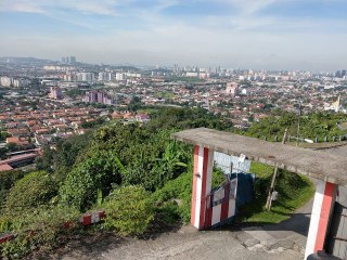 Bukit Gasing a dumping ground for construction waste upsets residents