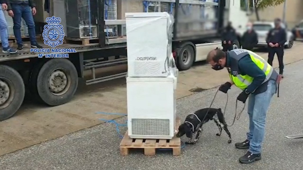 Detenido el conductor de un camión con más de 300 kilos de marihuana