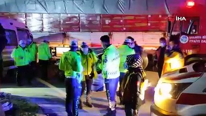 Hasta taşıyan ambulans tırla çarpıştı: 2'si ağır 8 yaralı