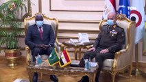 القائد العام للقوات المسلحة يلتقى برئيس مفوضية الإتحاد الأفريقى خلال زيارته إلى مصر‎