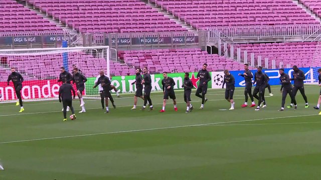 Associação de Futebol da Inglaterra promete lutar contra racismo nas redes sociais