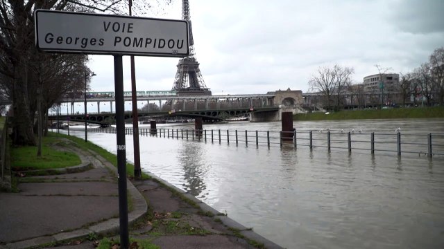 La Seine déborde de son lit à Paris, après de fortes pluies