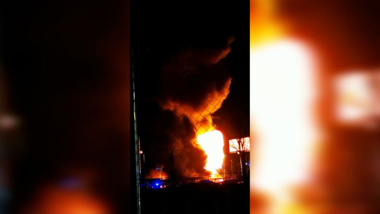 Gran incendio en Alcalá de Henares (Madrid)