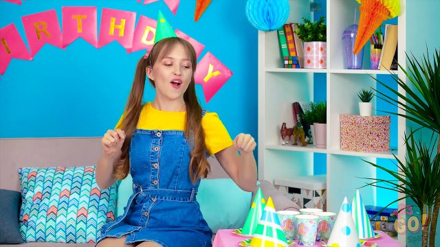 ¡TÚ EN LA PREPA VS. TÚ DE NIÑO || Tipos de estudiantes en la escuela por 123 GO!