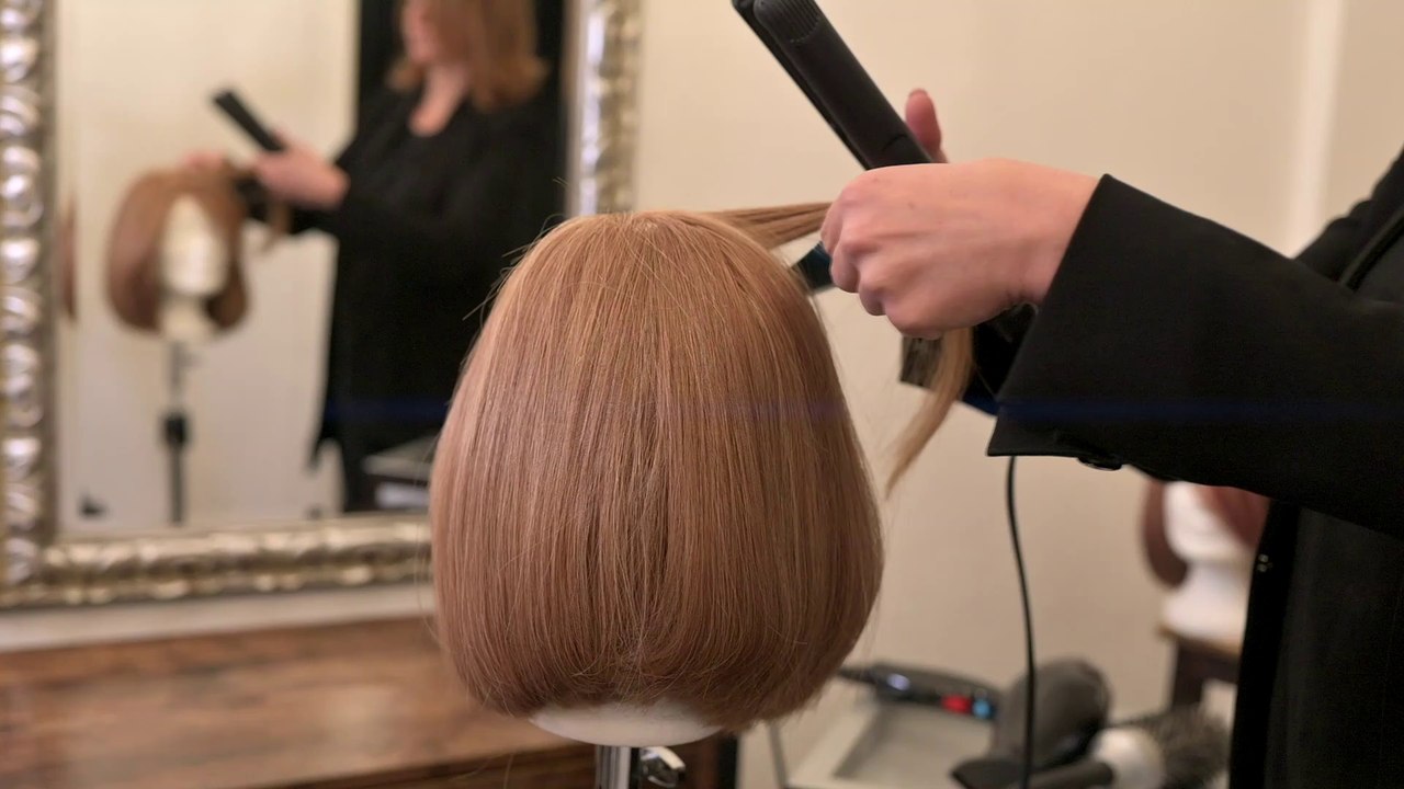 Sandra B beantwortet die Top Fragen zu Zweithaar  - Du brauchst eine Perücke?