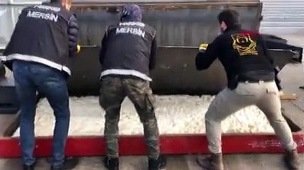 Kömür kazanından 200 bin uyuşturucu hap çıktı