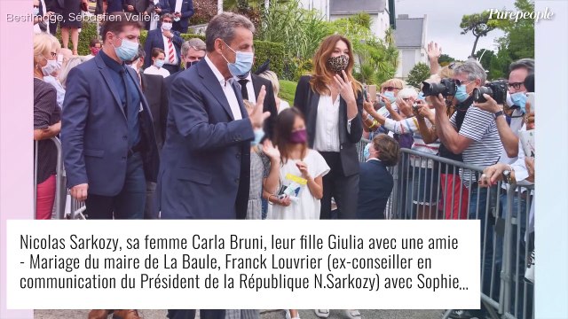 Carla Bruni chante avec sa fille Giulia : Nicolas Sarkozy filme leur joli duo