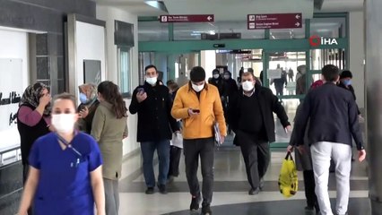 Bilim Kurulu Üyesi Taşova: 'Aşı yapılan kişi taşıyıcı olabilir'