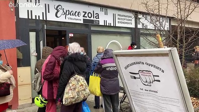 Francia: flop dei ristoratori ribelli contro le misure anti-Covid. Troppa paura di perdere i sussidi