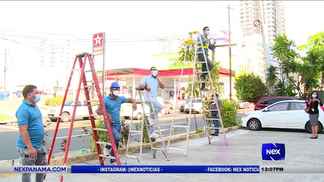 Juventud de Realizando Metas realiza protesta frente a la Asep - Nex Noticias