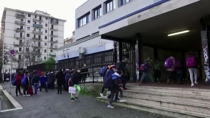 El robot que limpia la clase