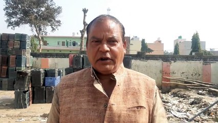 व्यापारियों का आरोप मंडी निरीक्षक का तबादला होने के बाद भी कार्यालय पर है कार्यकर्ता