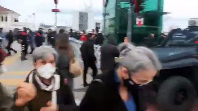 Bir vatandaşın isyanı: Gitti bu çocuklar bu ülkeden, bunlar da gidecek; İlk 300'e giren çocuklar bunlar, yazık