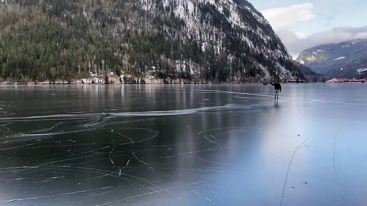 Traverser un lac gelé façon Mary Poppins