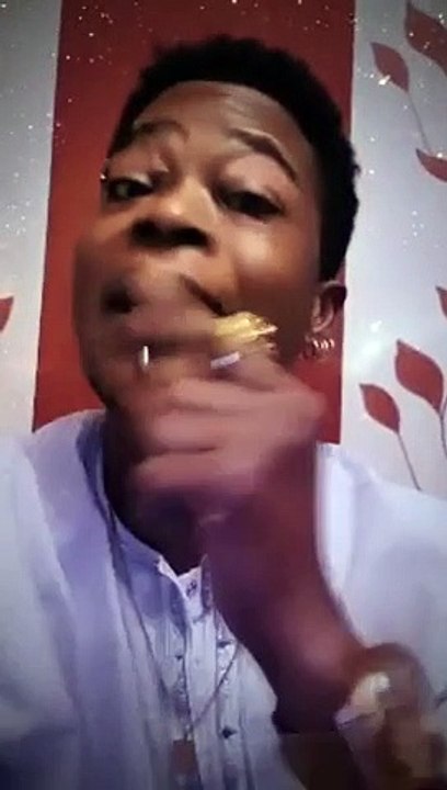 la lesbienne Love Gugu est en colère contre les hypocrites et Emmanuelle Keita la sournoise