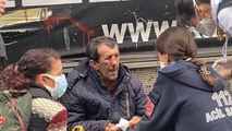 Beyoğlu’nda darp dehşeti: Yaşlı adamı sokak ortasında dövüp kaçtı