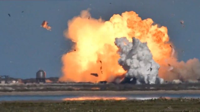 SpaceX : Starship, la fusée qu’Elon Musk veut envoyer sur Mars, s’écrase à l’atterrissage