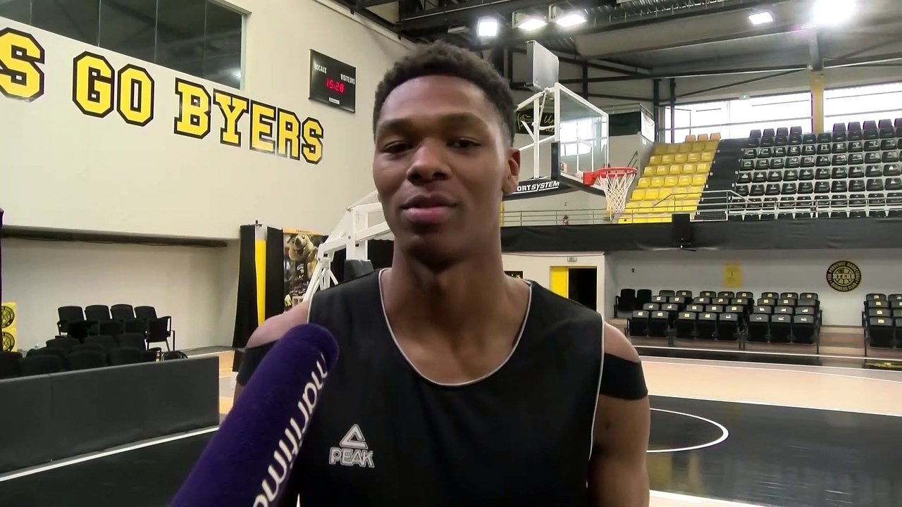 Allan Dokossi le roi du dunk de Fos Provence Basket