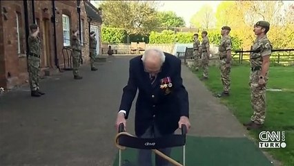 100 yaşındaki simge Yüzbaşı hayatını kaybetti