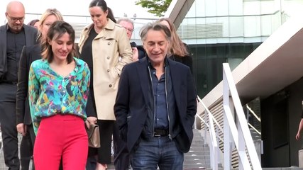 Richard Berry accusé d’inceste par sa fille, il répond