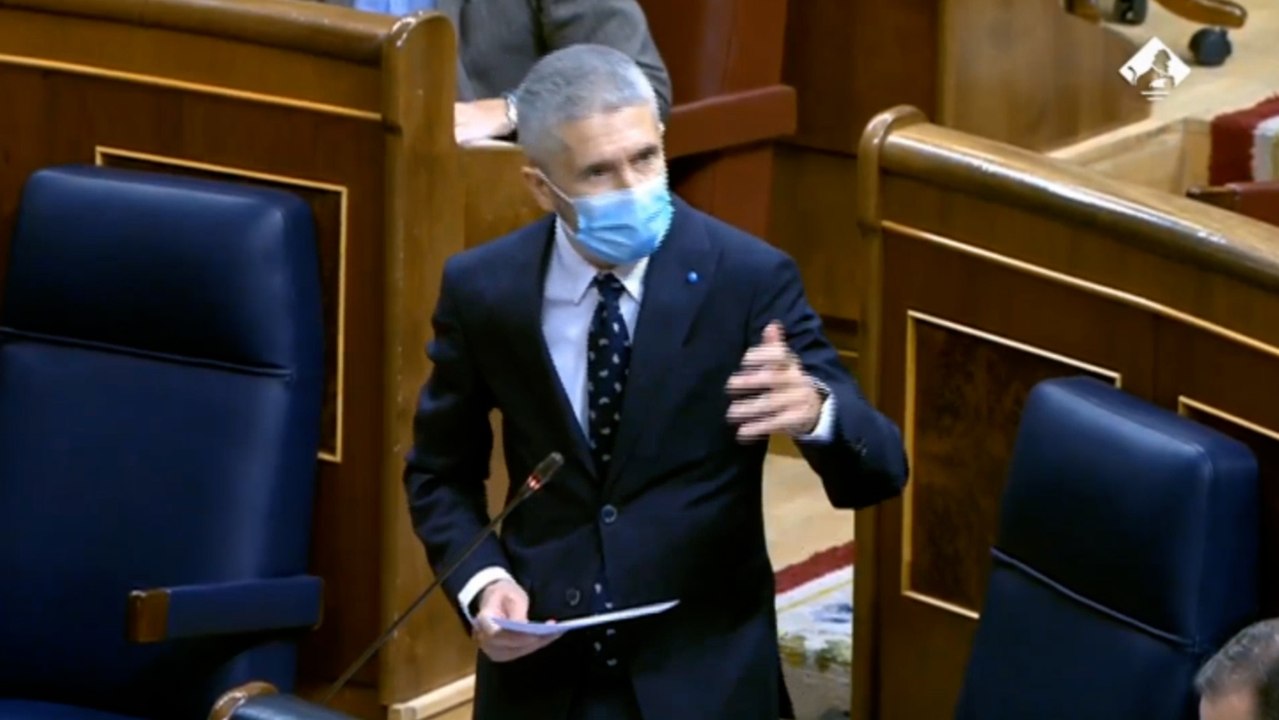 Marlaska pide a la ultraderecha que reconozca la labor de los Mossos