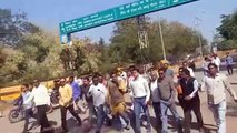 Video: सहायक प्राध्यापक भर्ती में अनियमितता के खिलाफ भाजयुमो ने खोला मोर्चा, PAC अध्यक्ष को बर्खास्त करने CM से की मांग