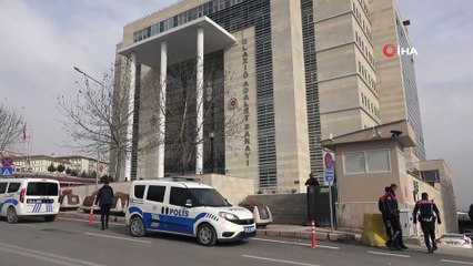 Elazığ’da cinayet zanlısı adliyeye sevk edildi