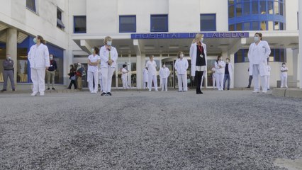 Sanitarios cántabros denuncian "discriminación" en la vacunación