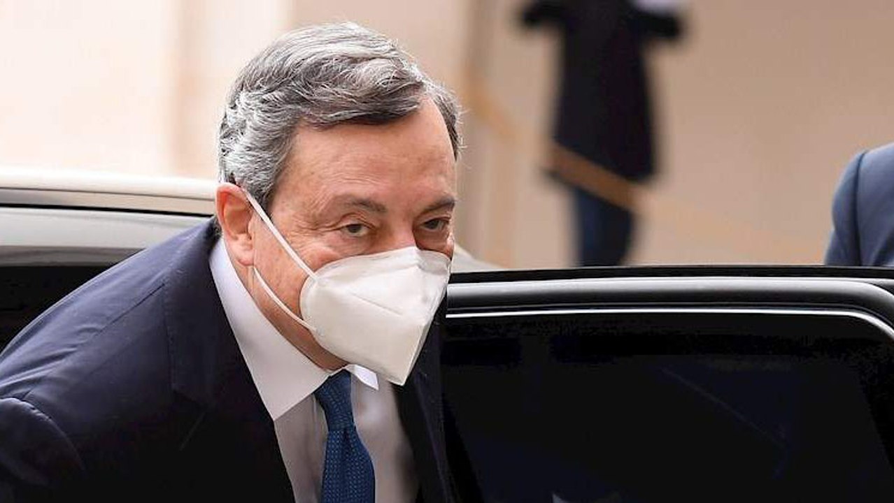 Mario Draghi acepta formar un Gobierno técnico en Italia si logra una mayoría parlamentaria