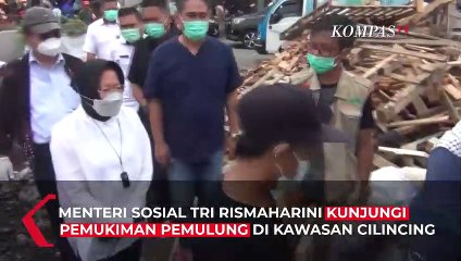 Скачать видео: Kembali Blusukan, Risma Kunjungi Pemulung di Kalibaru Cilincing