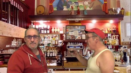 Brèves de comptoir -manger a son poste de travail