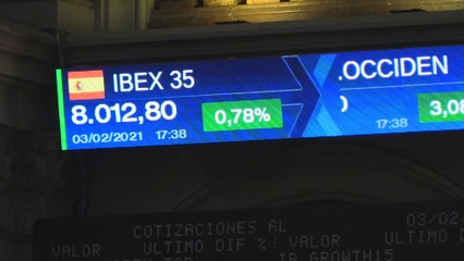 La bolsa española cierra por encima de los 8.000 puntos, al ganar un 0,78 %