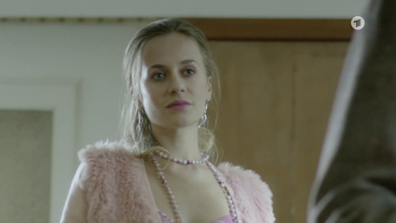 Cosima Lehninger - Der Metzger muss nachsitzen (2015)