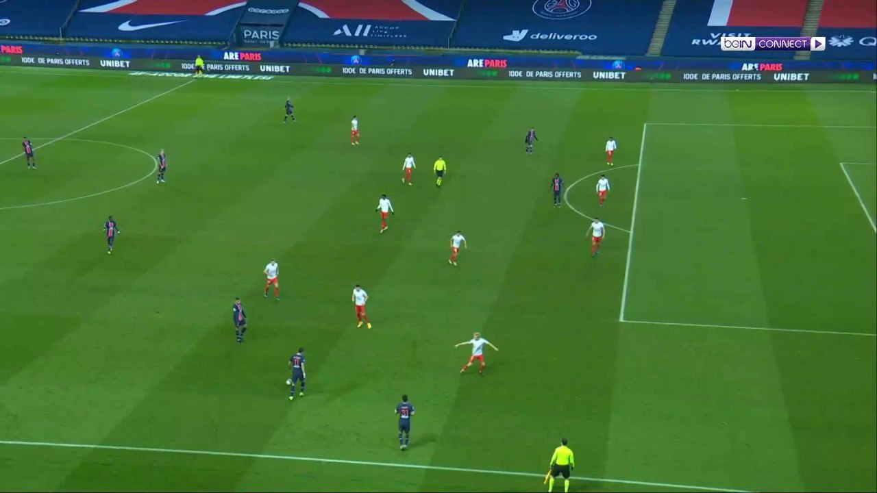 PSG v Nimes