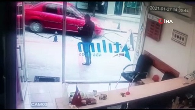 Silahla döviz bürosunu soymaya çalışan şahıs tutuklandı