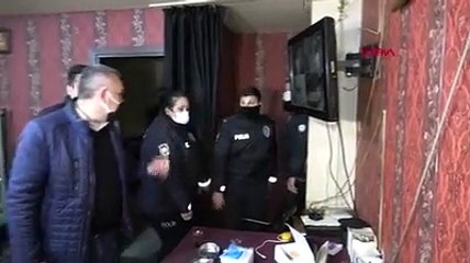 Polisi kamerayla izleyip, telsizden dinleyen kumarcılara baskın