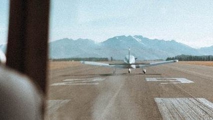 Pulau Dengan Landasan Pesawat Terbanyak di Indonesia