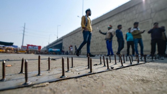 Ghazipur Border: Nails removed, Cops says it was damaged