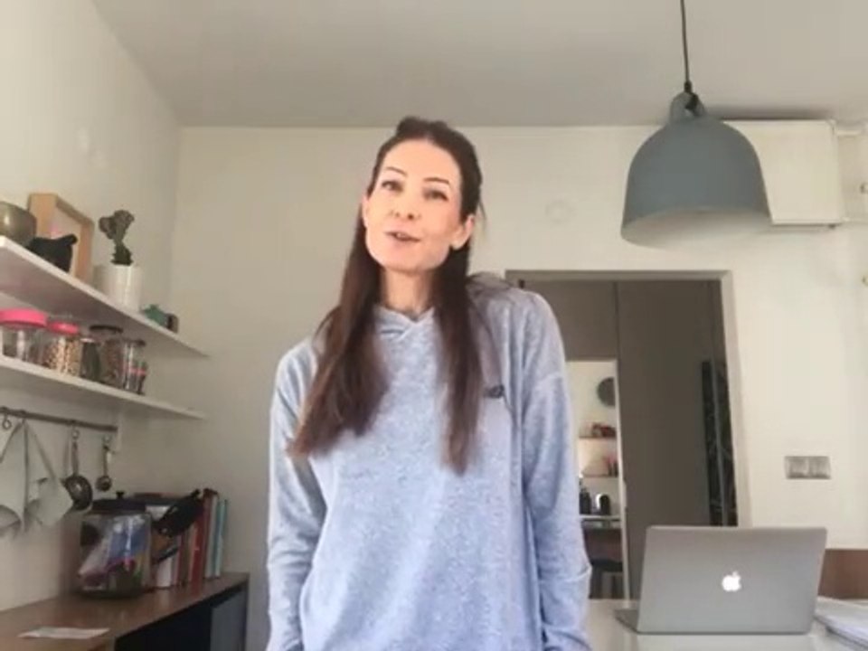 Bi’Bilen Doris Hofer - Videolu Görüş - Her gün squat yapmanın hangi faydaları vardır?
