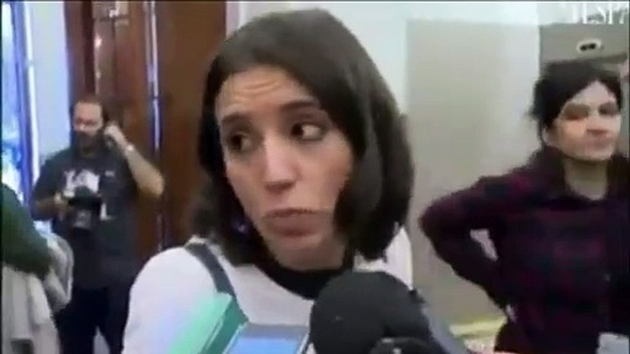 Irene Montero en 2017: "Colocar a los amigos puede ser legal, pero no deja de ser corrupción"
