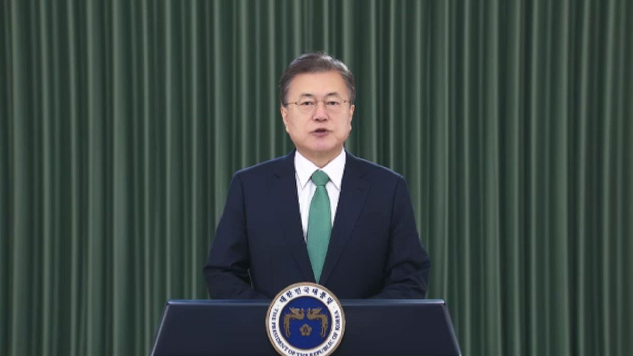 문 대통령 "평창에서 시작된 발걸음이 남북 하나 되는 희망 키워" / YTN