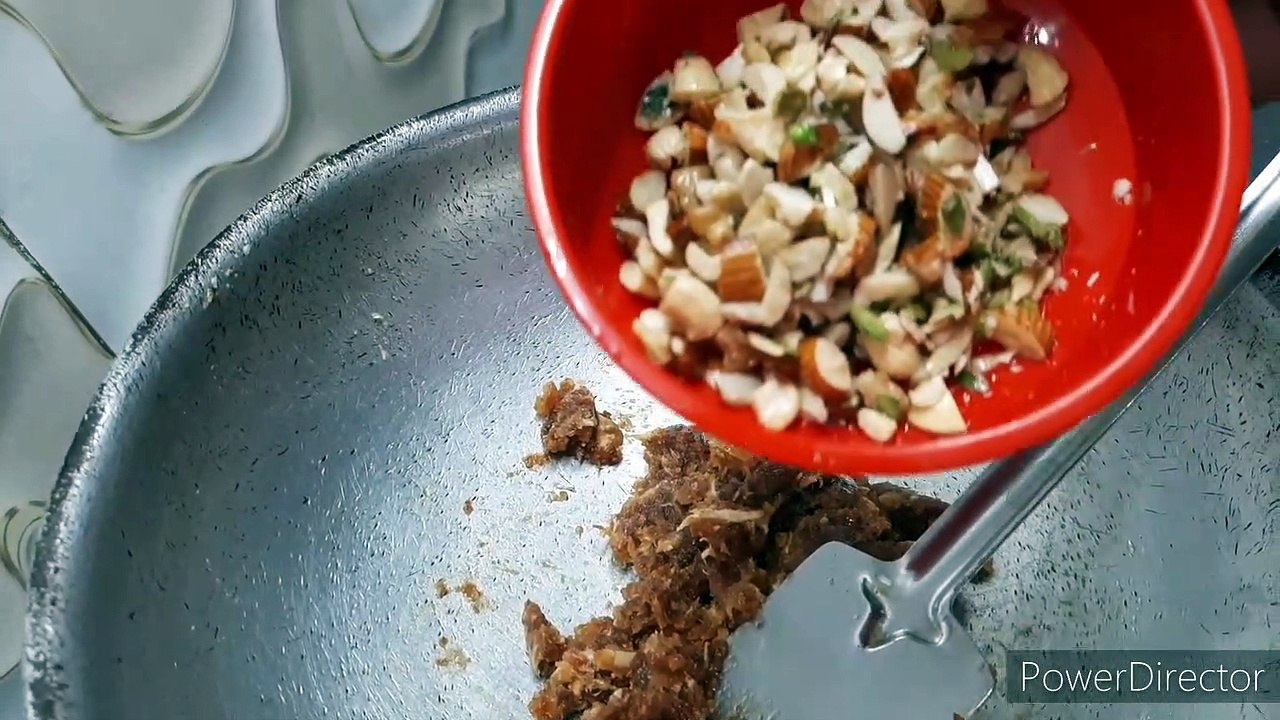 Khajur Burfi Recipe - Khajur and Dryfruit Burfi - Khajur Roll recipe/Immunity Booster Sweet Recipe