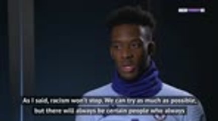 Tải video: 'Racism won't stop' - Hudson-Odoi stunned by Twitter stance on monkey emoji