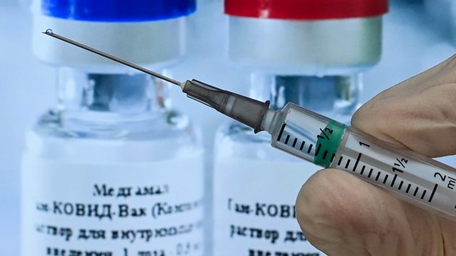 Colombia negocia con Rusia para adquirir vacuna anticovid Sputnik V