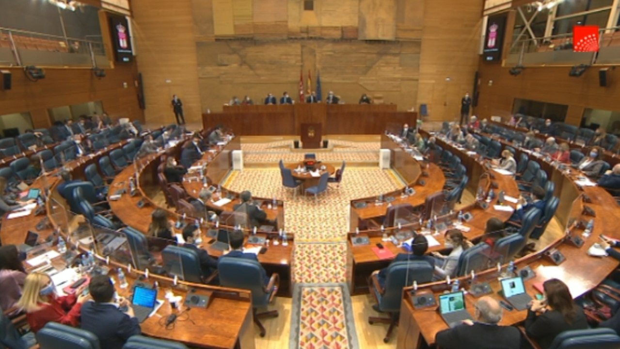 La situación en el Zendal y los presupuestos marcan la Asamblea de Madrid