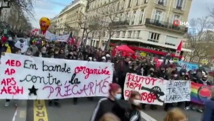 - Fransa'da sendikalar hükümetin Covid-19 kurtarma paketini protesto ediyor