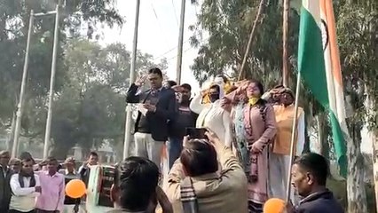 चौरी चौरा शताब्दी समारोह पर वन्देमातरम गीत गाया गया