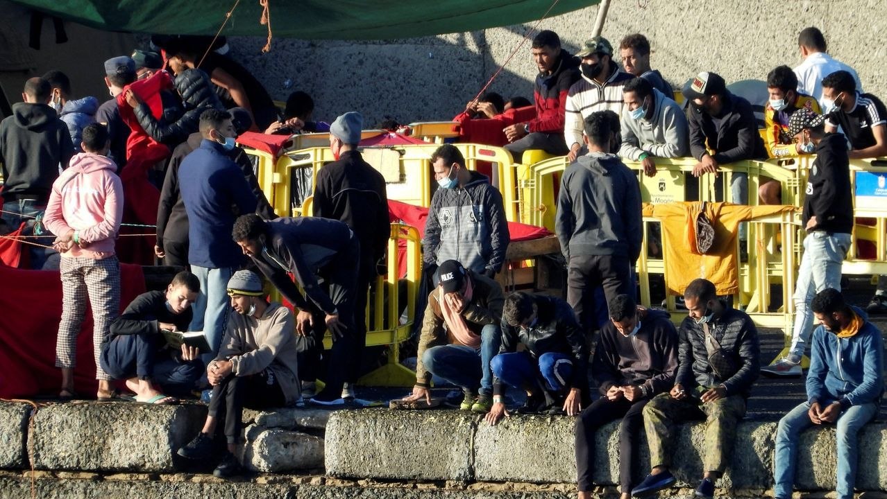 ¡TREMENDO! 25MIL INMIGRANTES ILEGALES HAN LLEGADO A LAS ISLAS CANARIAS DURANTE LOS ULTIMOS 13 MESES