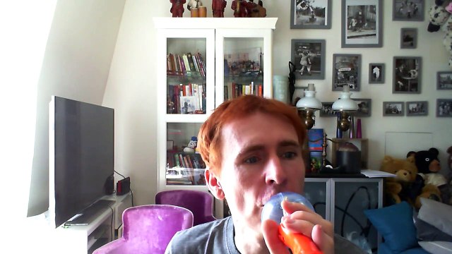 Wiwi égratigne j'embrasse le premier soir